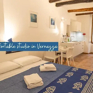 zia-rina-cosy-room-vernazza.hotelitalianriviera.com/
